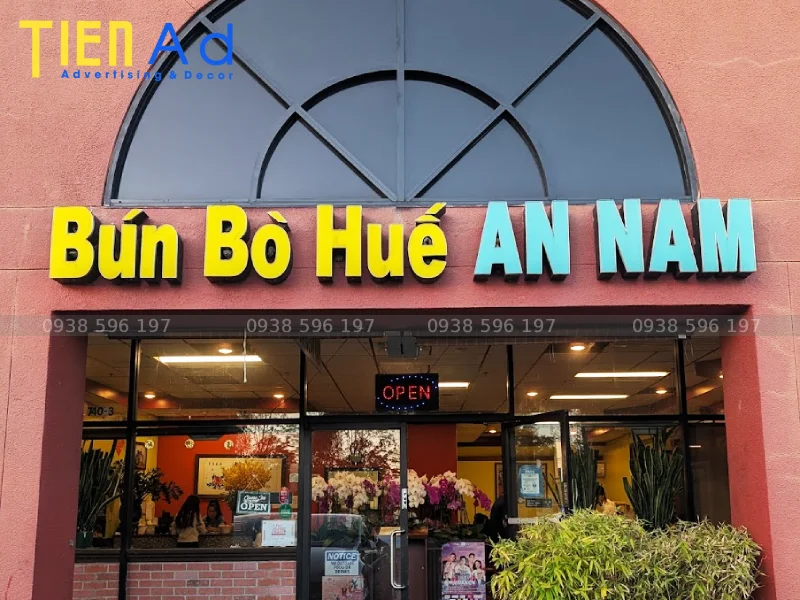 Top 25+ mẫu bảng hiệu bún bò Huế ấn tượng thu hút khách