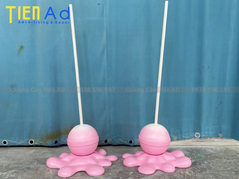 Ứng dụng của mô hình kẹo mút composite trong trang trí và quảng bá thương hiệu