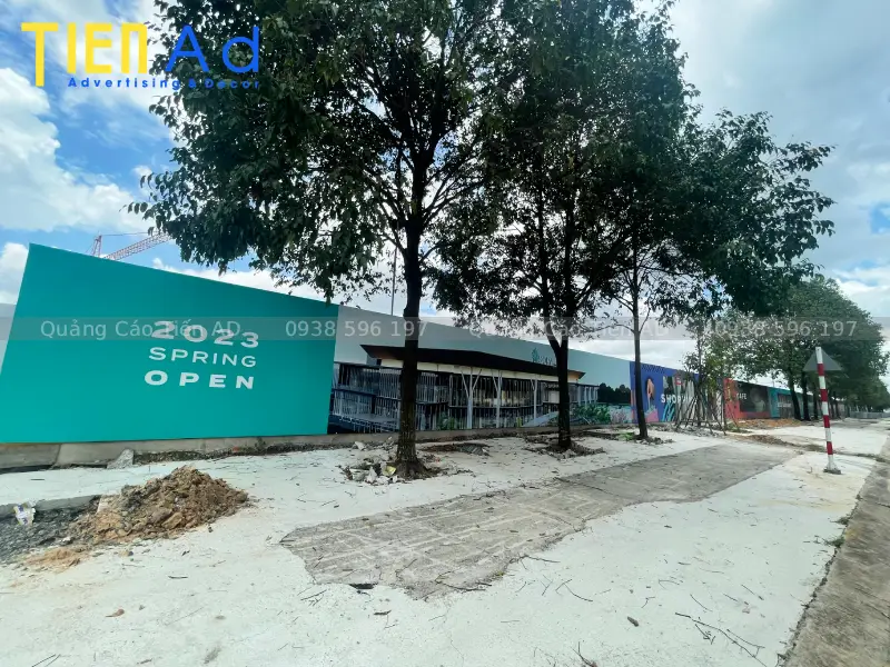 Vai trò của hoarding dự án Sora Garden SC trong chiến lược marketing của Becamex Tokyu