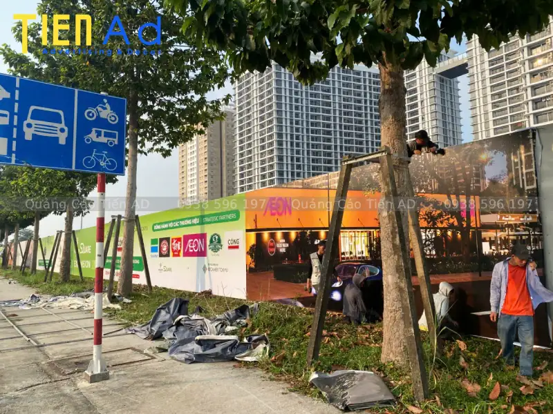 Vai trò của hoarding trong các dự án bất động sản cao cấp như Midori Park Square