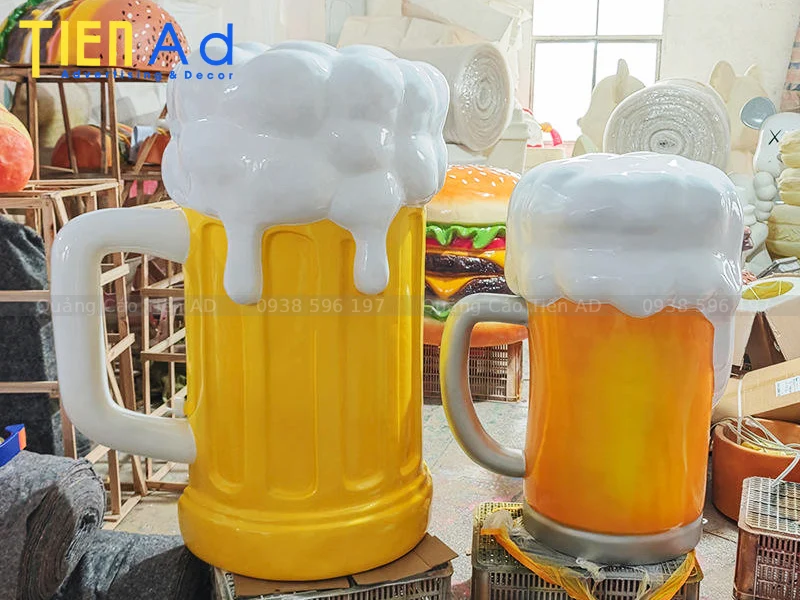 Vì sao doanh nghiệp nên đầu tư mô hình ly bia khổng lồ bằng composite
