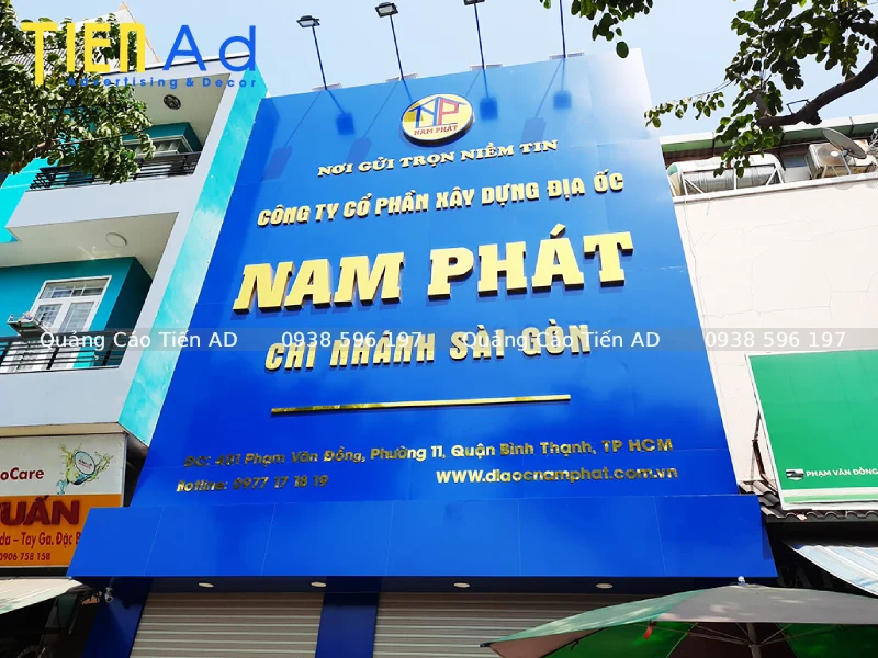 Yếu tố phong thủy và màu sắc trong thiết kế biển quảng cáo bất động sản